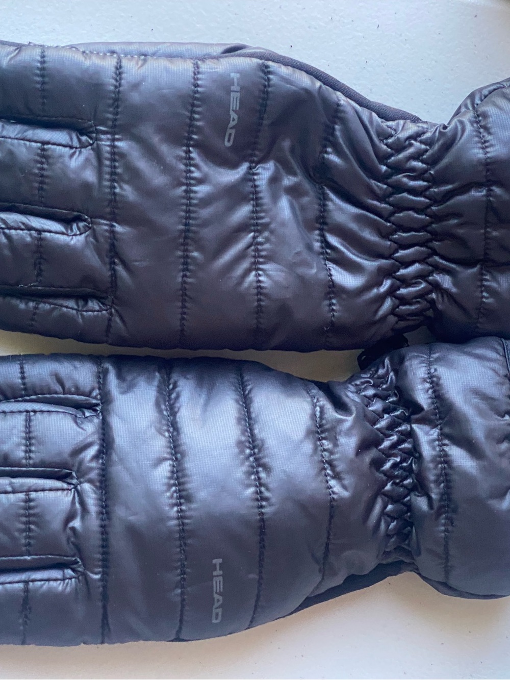 HEAD Quilted Puffer Waterproof Gloves in Dark Charcoal Size Large